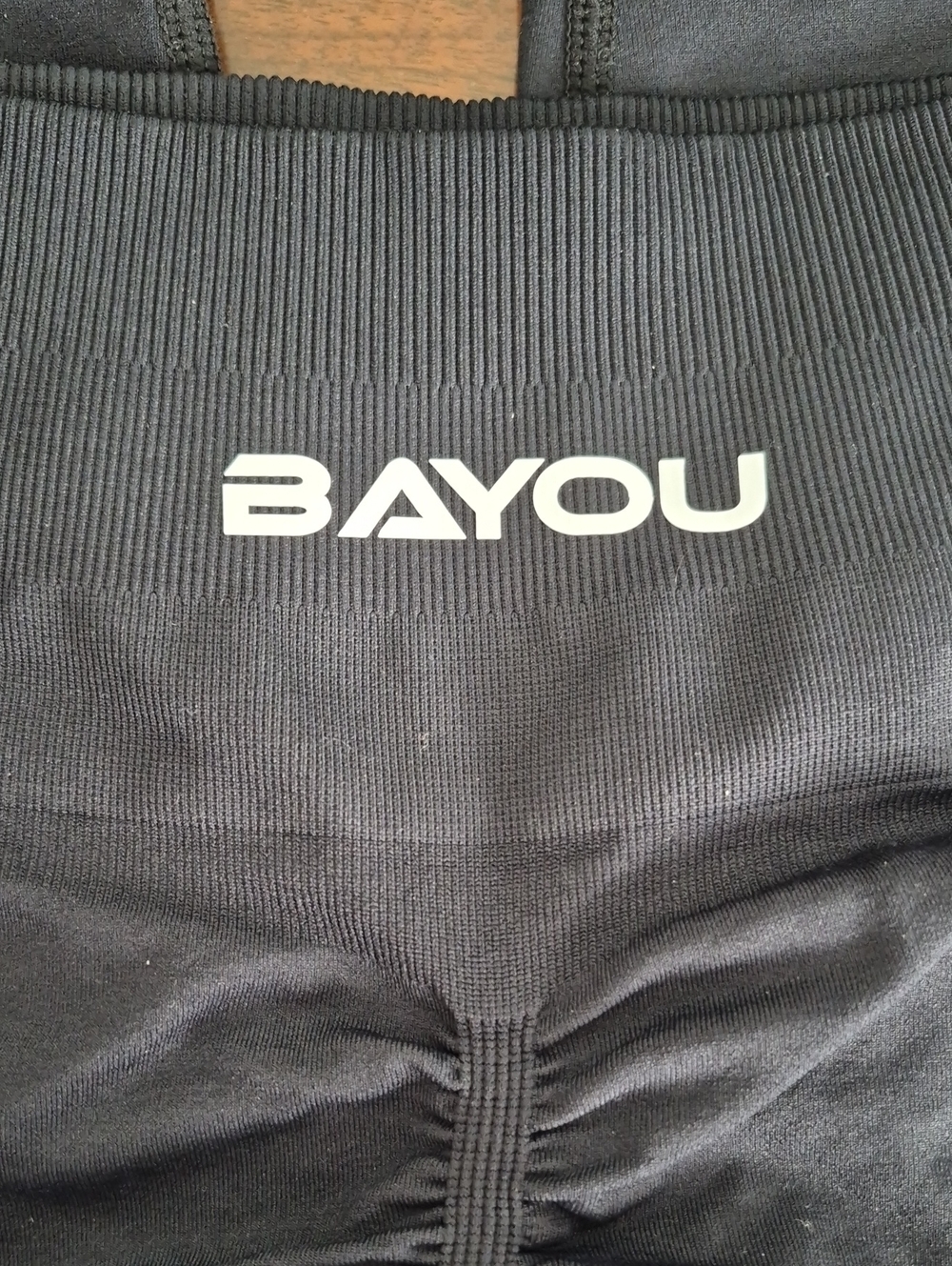 Woman Black Ribbed Performance Leggings